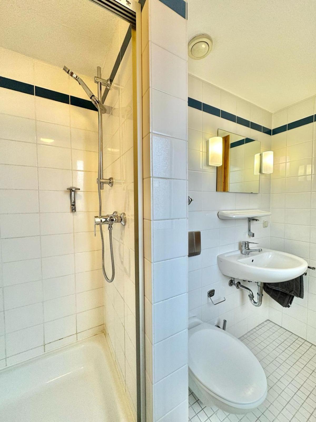Ar Airport Hotel Rüsselsheim Exteriör bild